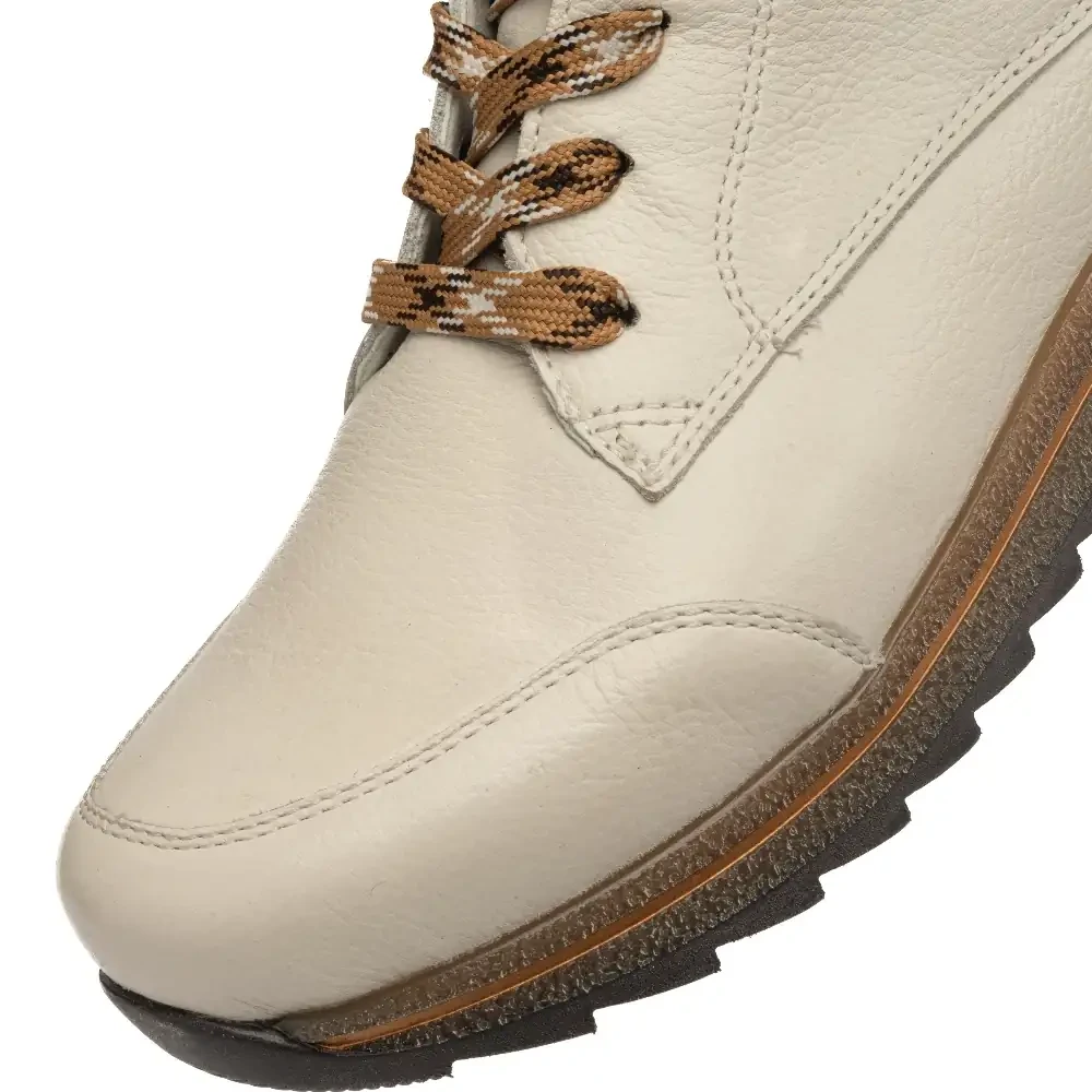 Ara-Osaka-12-24543-25-H-Fitting-Cream-Wide-Fit-Boot-e-newshoes-ie__51631